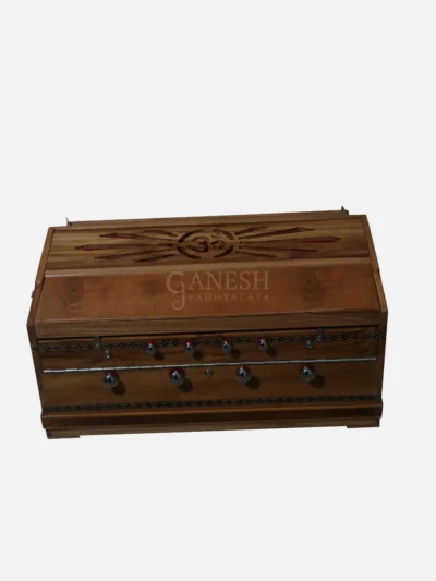 Komdandi Harmonium